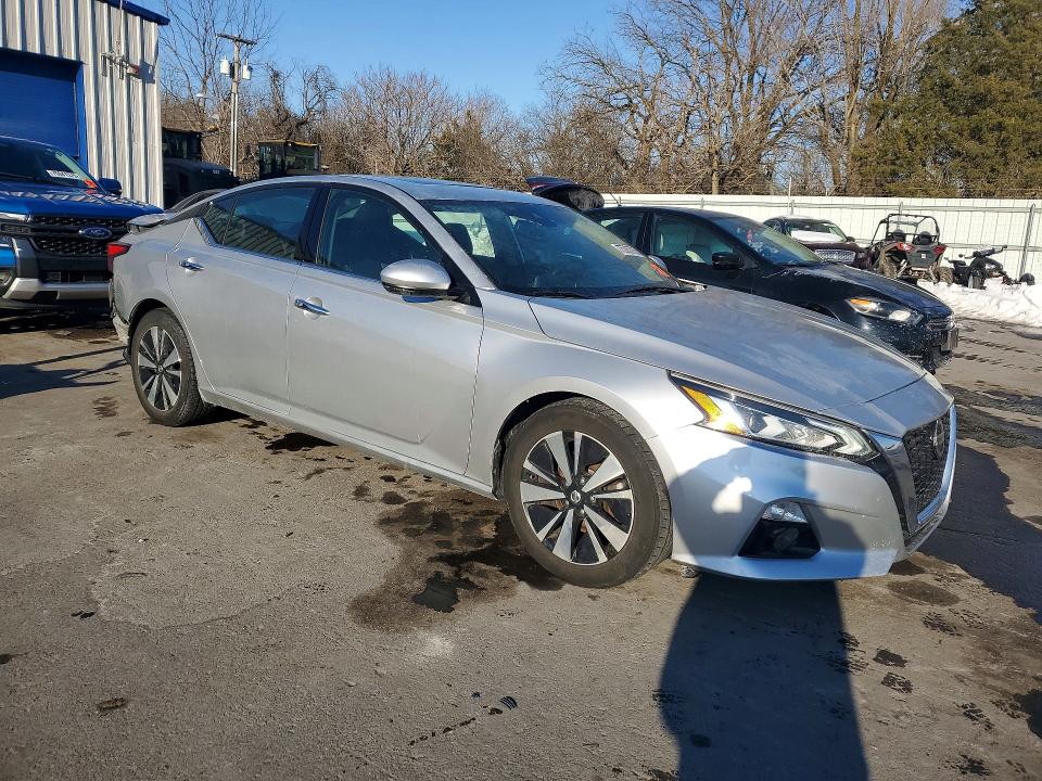 Photo 4 from auction – 2019 NISSAN ALTIMA SL with VIN 1N4BL4EV6KC214364