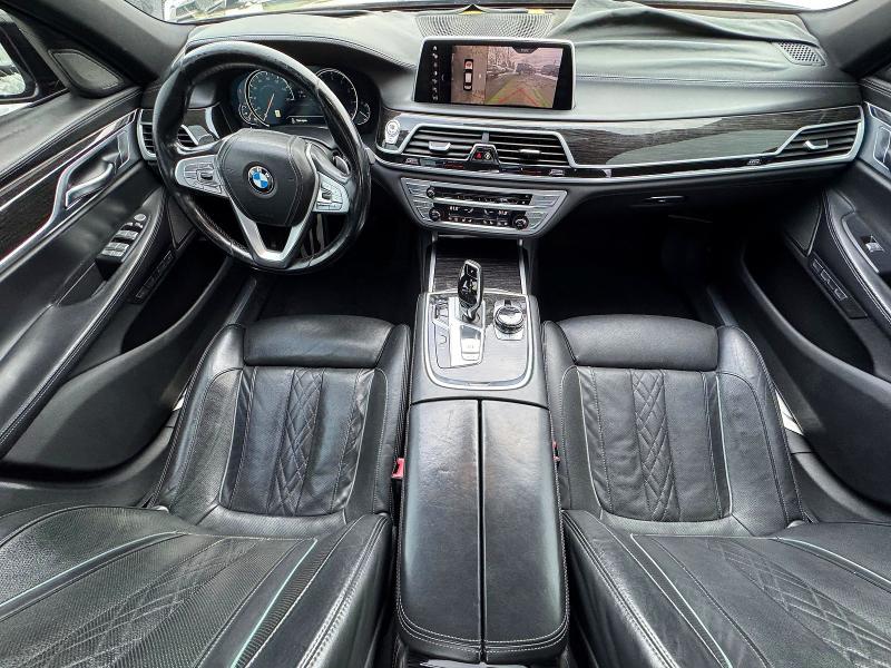 Photo 9 from auction – 2018 BMW 750 I with VIN WBA7F0C55JGM22551