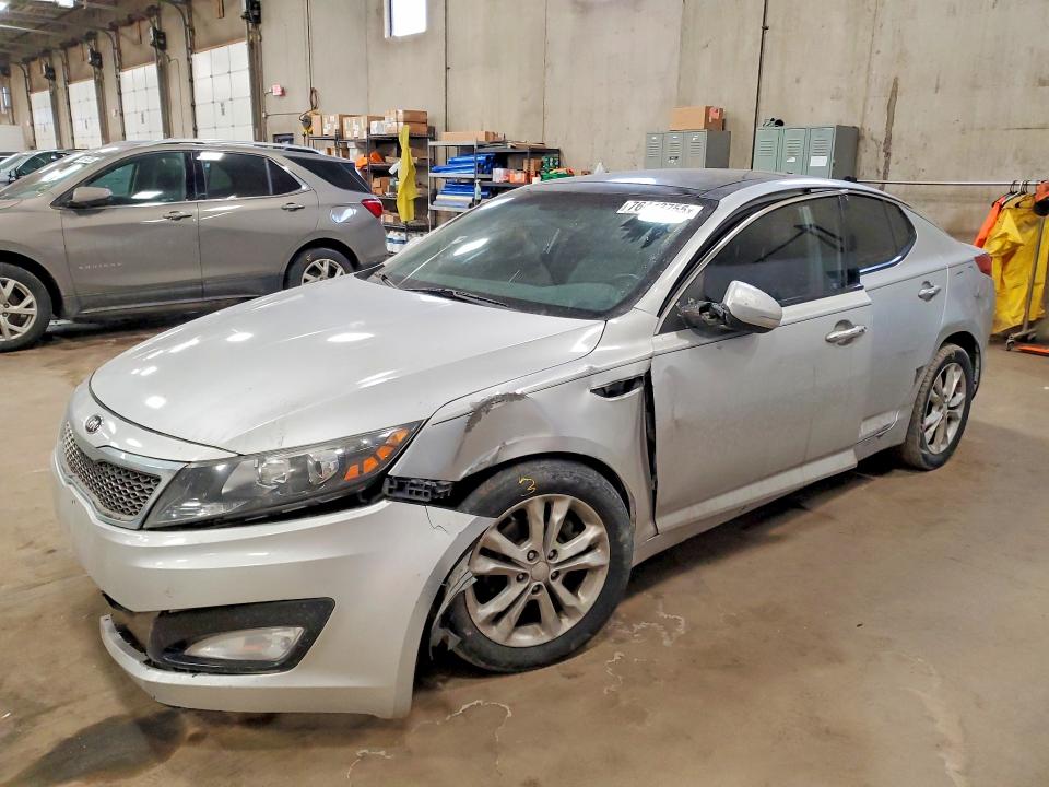KIA OPTIMA 2012 with VIN 5XXGN4A7XCG058963 - Photo from auction