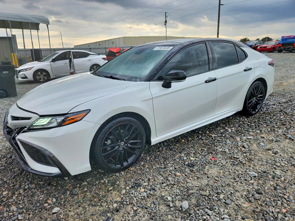 TOYOTA CAMRY 2022 with VIN 4T1K61AK4NU034855 - Photo from auction