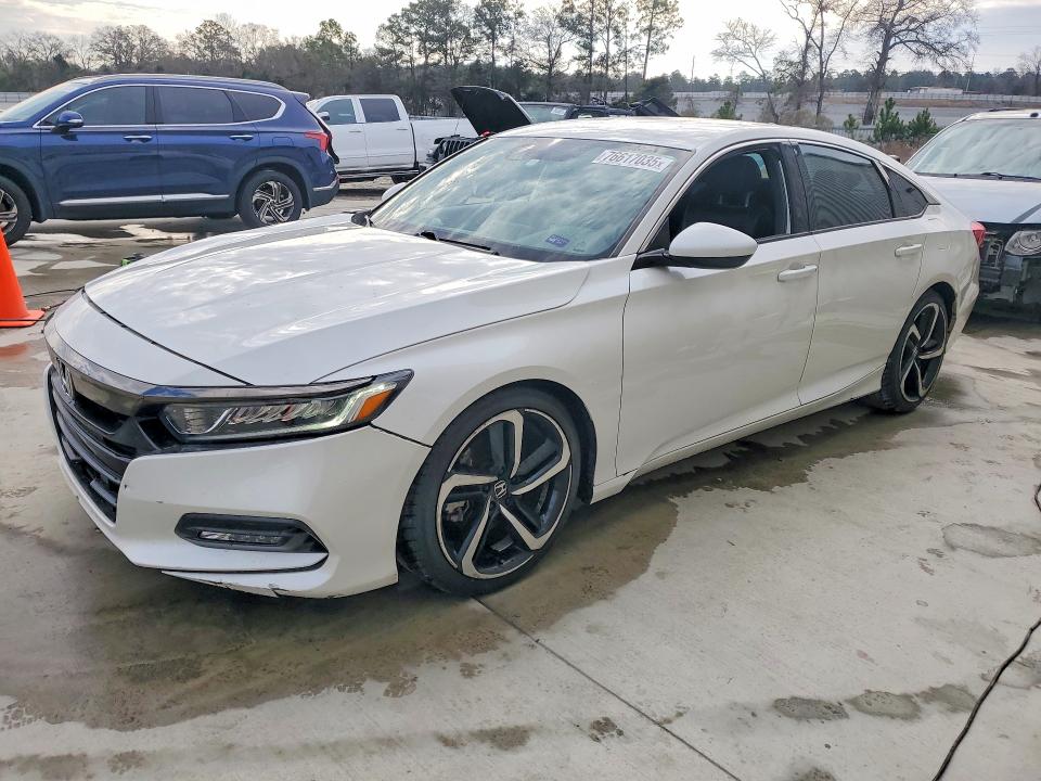 HONDA ACCORD 2018 with VIN 1HGCV1F39JA069840 - Photo from auction