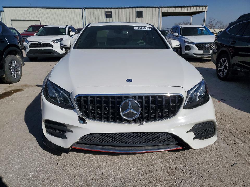Photo 5 from auction – 2017 MERCEDES-BENZ E with VIN WDDZF4JB7HA089932