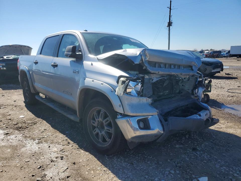Photo 4 from auction – 2014 TOYOTA TUNDRA CRE with VIN 5TFEY5F16EX159793