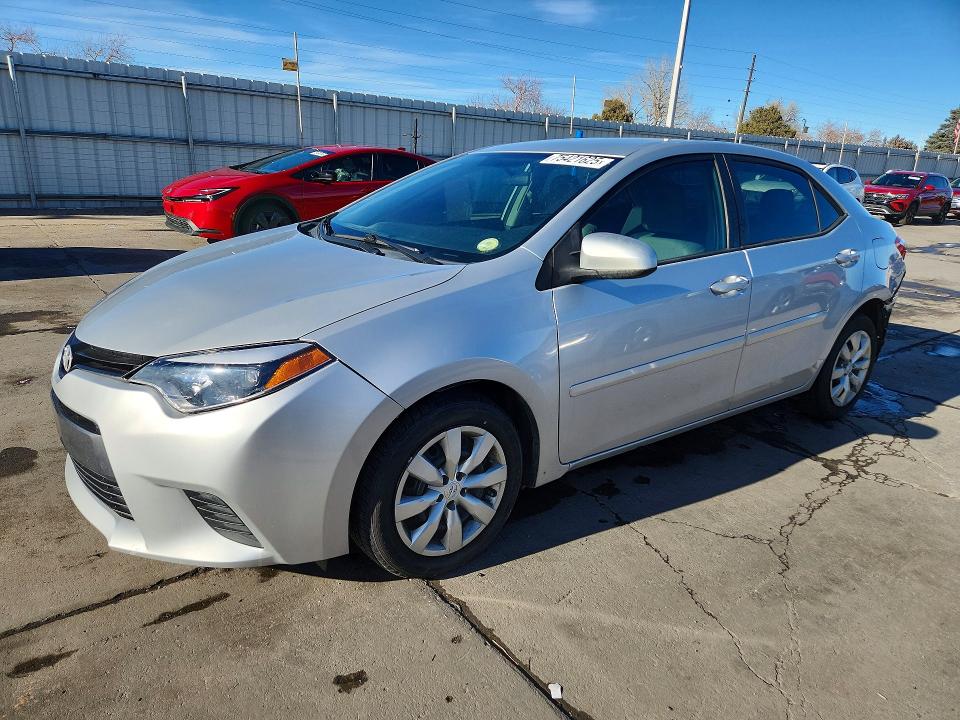 TOYOTA COROLLA L 2015 with VIN 5YFBURHE7FP294299 - Photo from auction