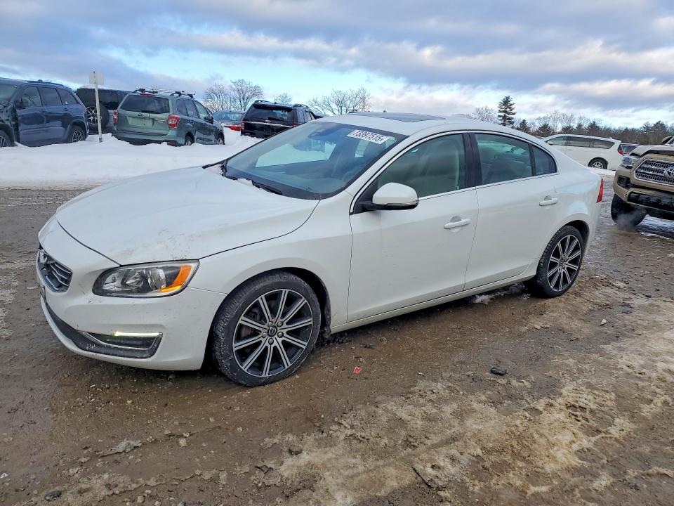 VOLVO S60 PREMIE 2016 with VIN LYV612TK0GB100385 - Photo from auction