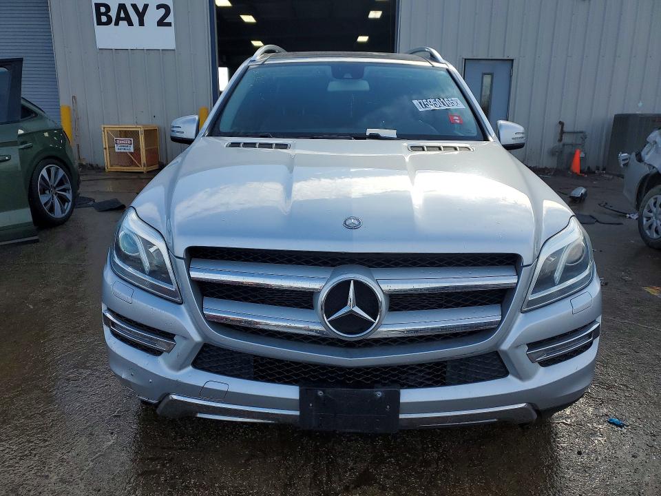 Photo 5 from auction – 2016 MERCEDES-BENZ GL with VIN 4JGDF6EE3GA690995