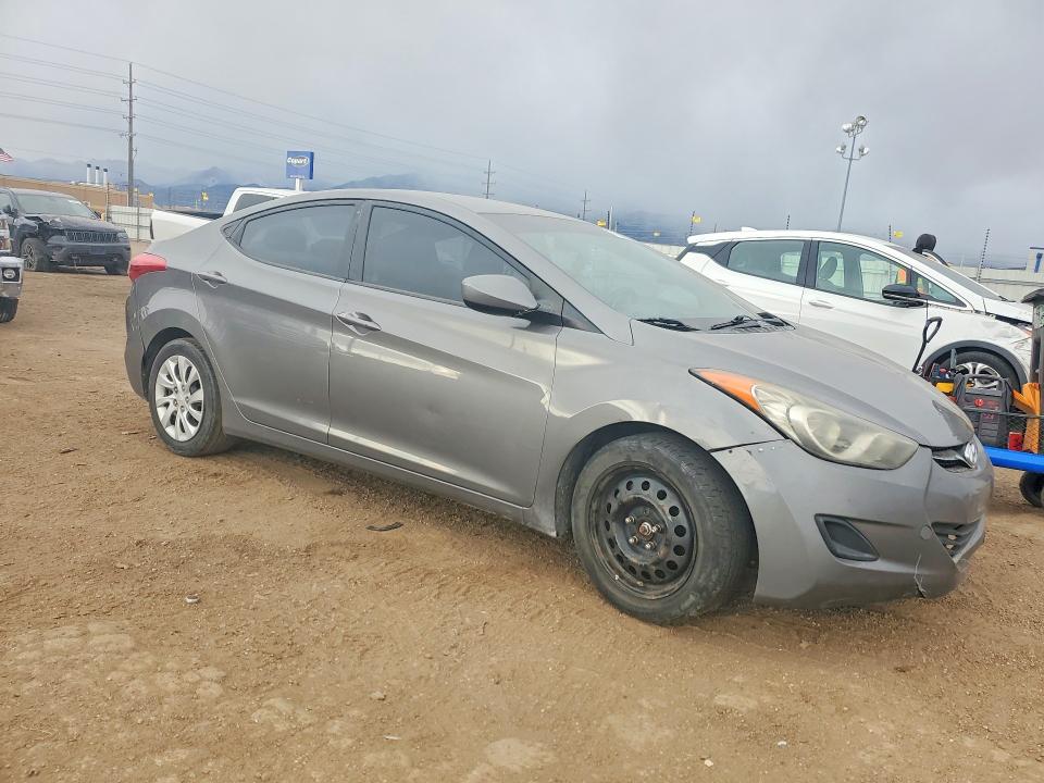 Photo 4 from auction – 2012 HYUNDAI ELANTRA GL with VIN 5NPDH4AE6CH073554