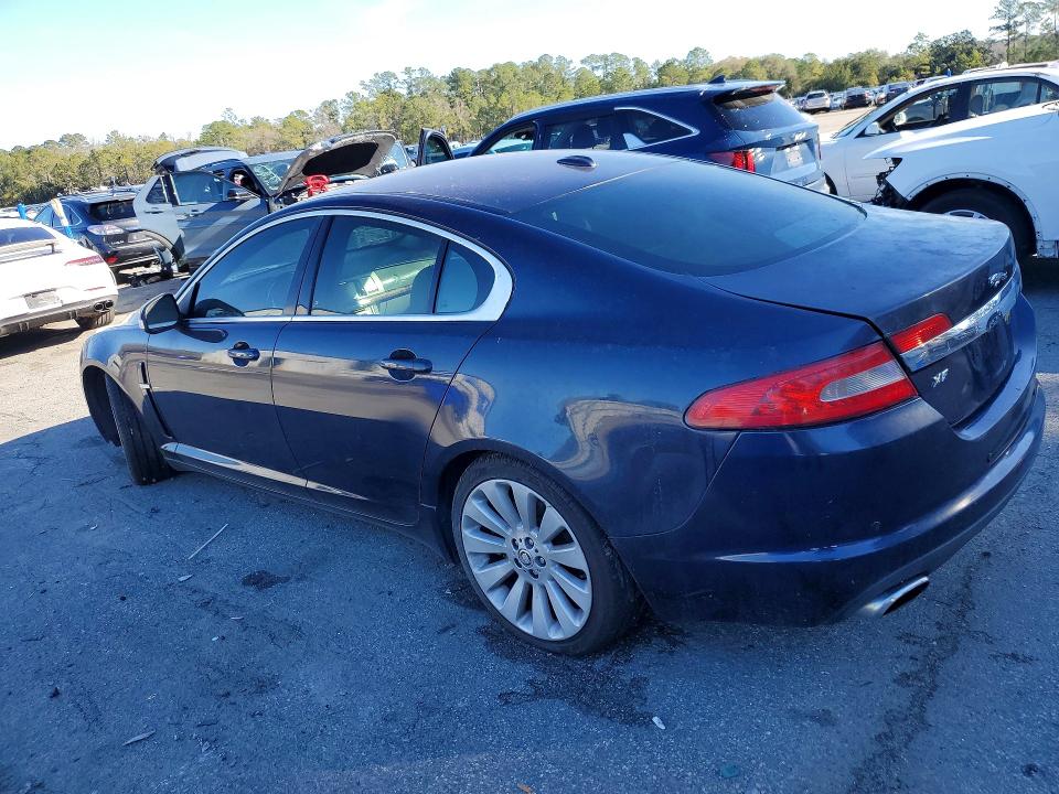 Photo 2 from auction – 2009 JAGUAR XF with VIN SAJWA05B09HR31213