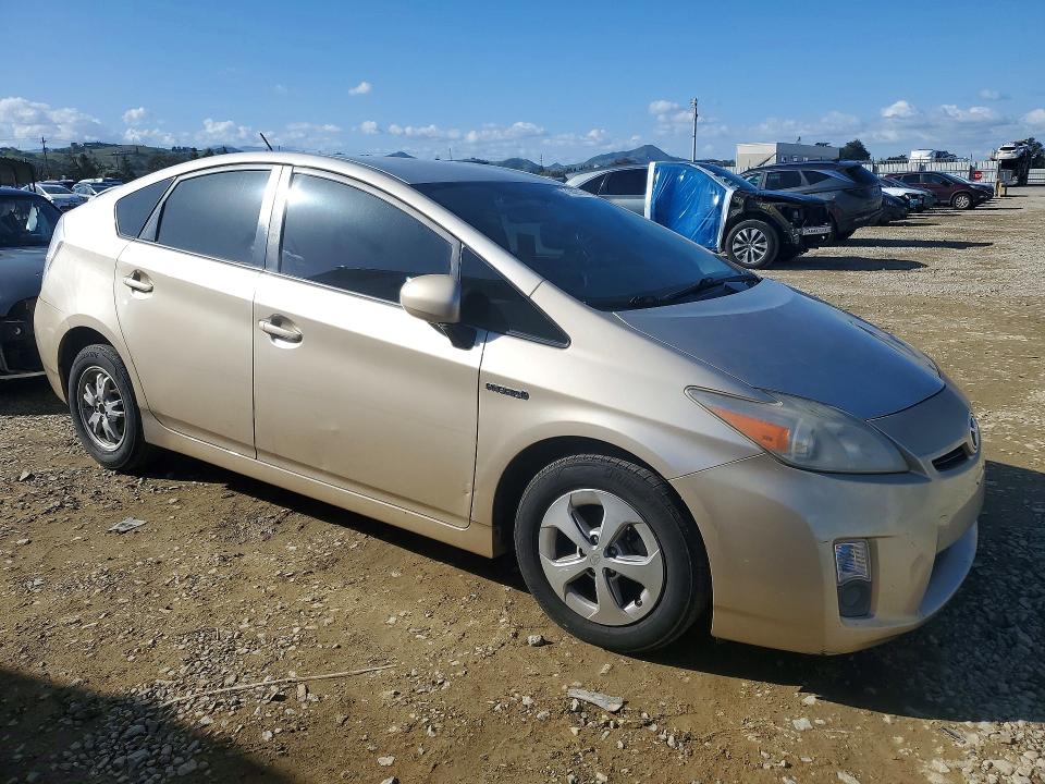 Photo 4 from auction – 2011 TOYOTA PRIUS with VIN JTDKN3DU2B0263943