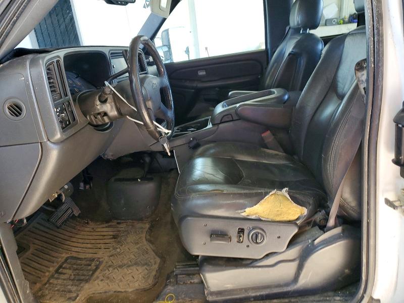 Photo 7 from auction – 2005 CHEVROLET SILVERADO with VIN 1GCHK29U65E237794