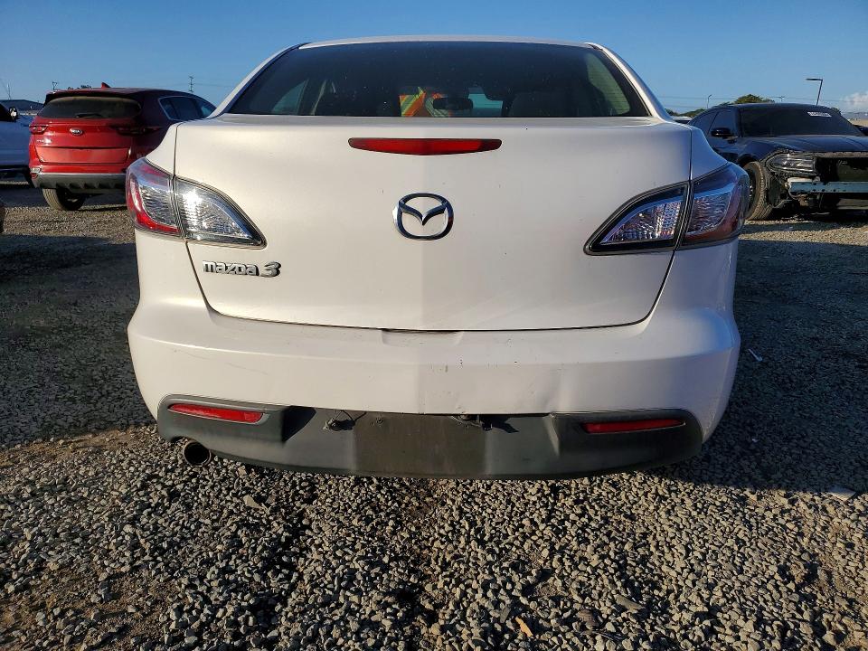 Photo 6 from auction – 2011 MAZDA 3 I with VIN JM1BL1VG9B1482797