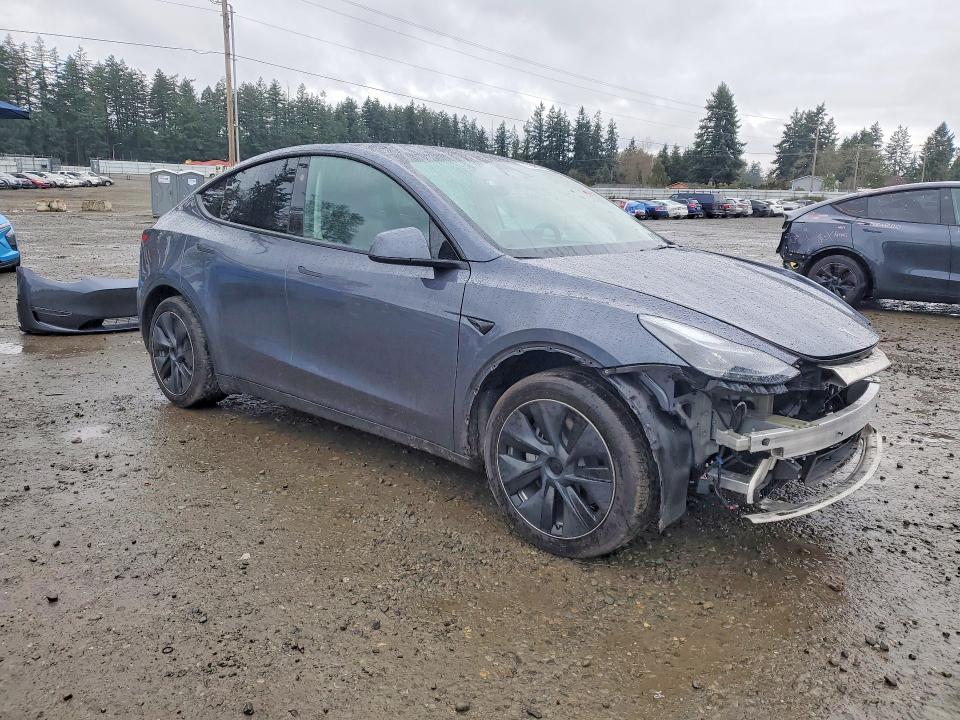 Photo 4 from auction – 2023 TESLA MODEL Y with VIN 7SAYGDED8PF976818