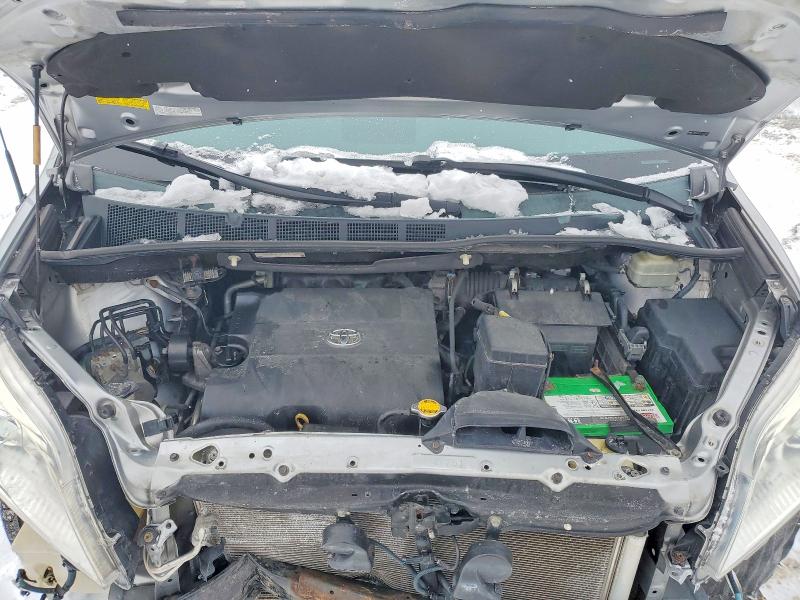 Photo 12 from auction – 2014 TOYOTA SIENNA XLE with VIN 5TDDK3DC5ES072155