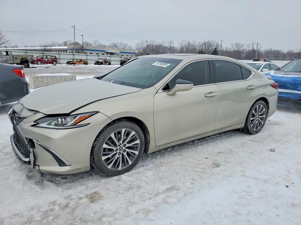LEXUS ES 2019 with VIN JTHB21B11K2023274 - Photo from auction