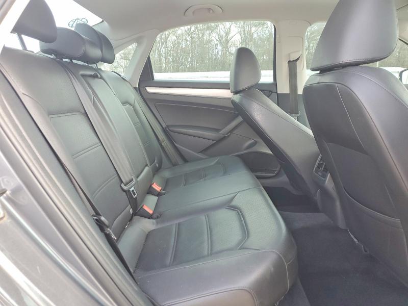 Photo 10 from auction – 2013 VOLKSWAGEN PASSAT with VIN 1VWBH7A31DC028510