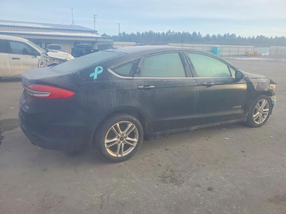 Photo 3 from auction – 2018 FORD FUSION with VIN 3FA6P0UU4JR278877