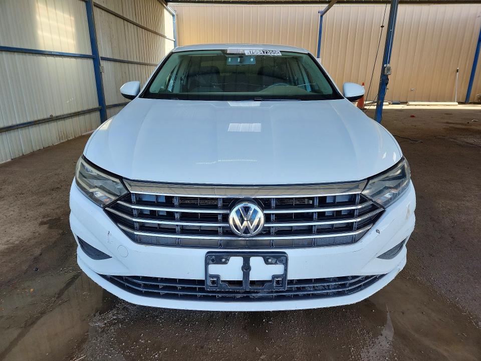 Photo 5 from auction – 2019 VOLKSWAGEN JETTA with VIN 3VWCB7BU5KM173963