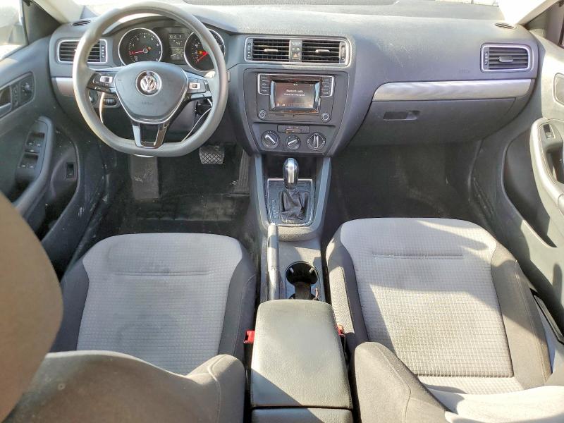 Photo 8 from auction – 2017 VOLKSWAGEN JETTA with VIN 3VW2B7AJ8HM240499