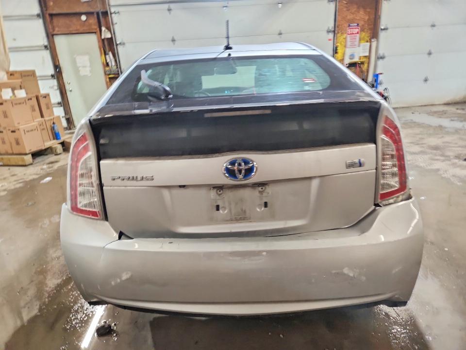 Photo 6 from auction – 2014 TOYOTA PRIUS with VIN JTDKN3DU1E0377338