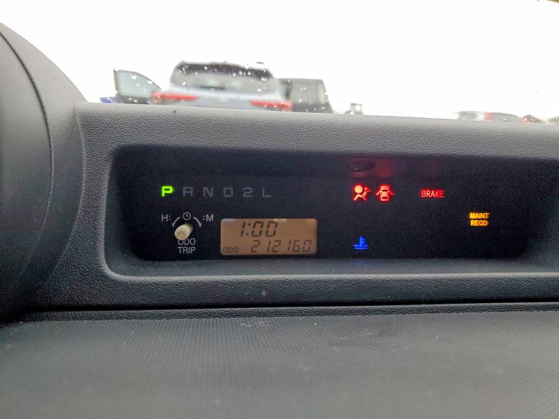 Photo 9 from auction – 2005 TOYOTA SCION XB with VIN JTLKT324950220766