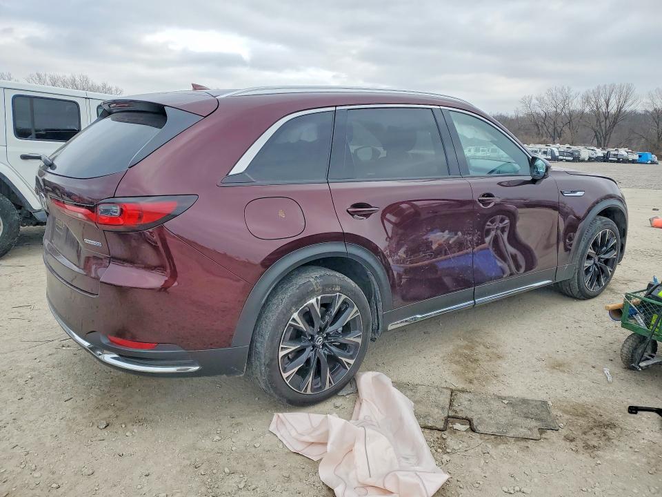 Photo 3 from auction – 2024 MAZDA CX-90 with VIN JM3KKEHA2R1140854