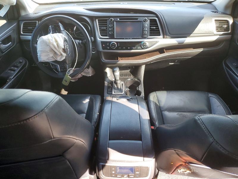 Zdjęcie 8 z aukcji – 2016 TOYOTA HIGHLANDER z VIN 5TDKKRFH9GS154492