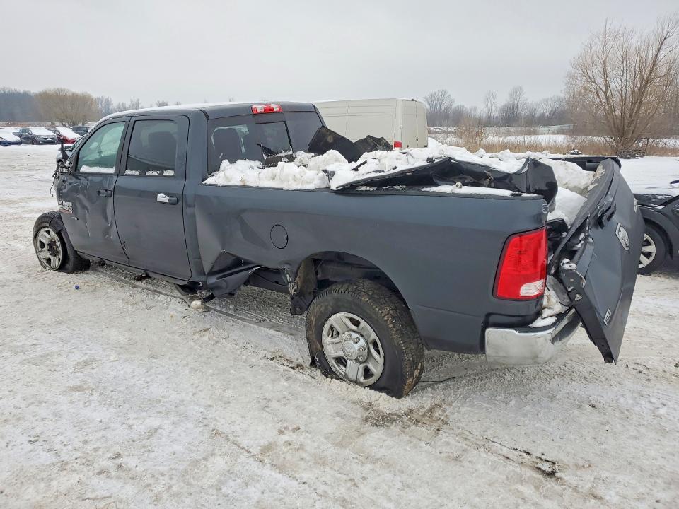 Photo 2 from auction – 2017 RAM 2500 SLT with VIN 3C6TR5JT5HG652412