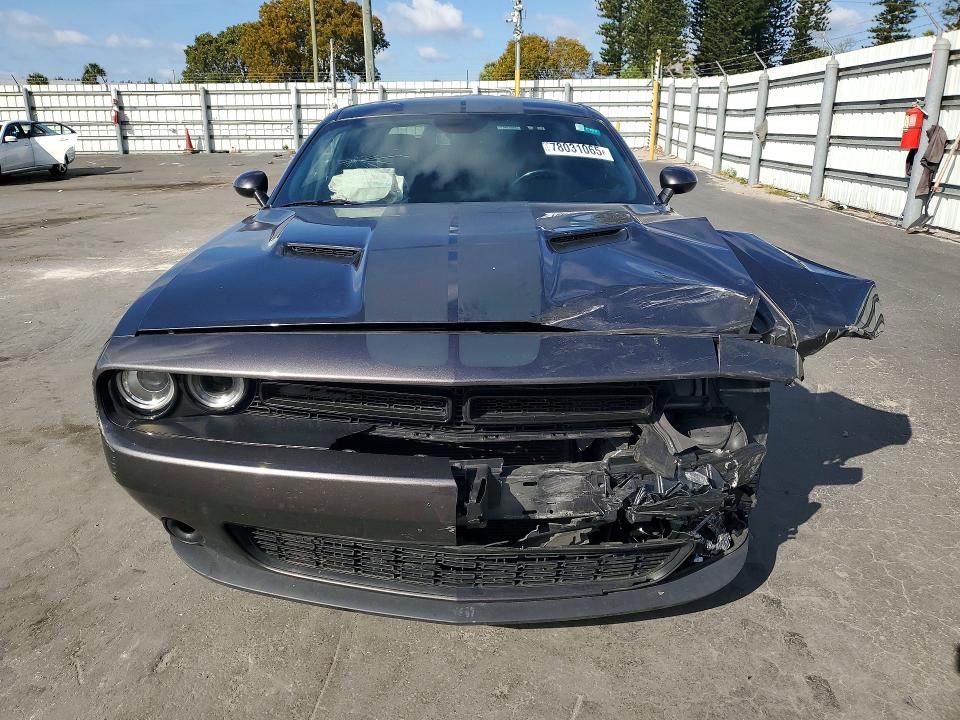 Photo 5 from auction – 2022 DODGE CHALLENGER with VIN 2C3CDZAG7NH140507