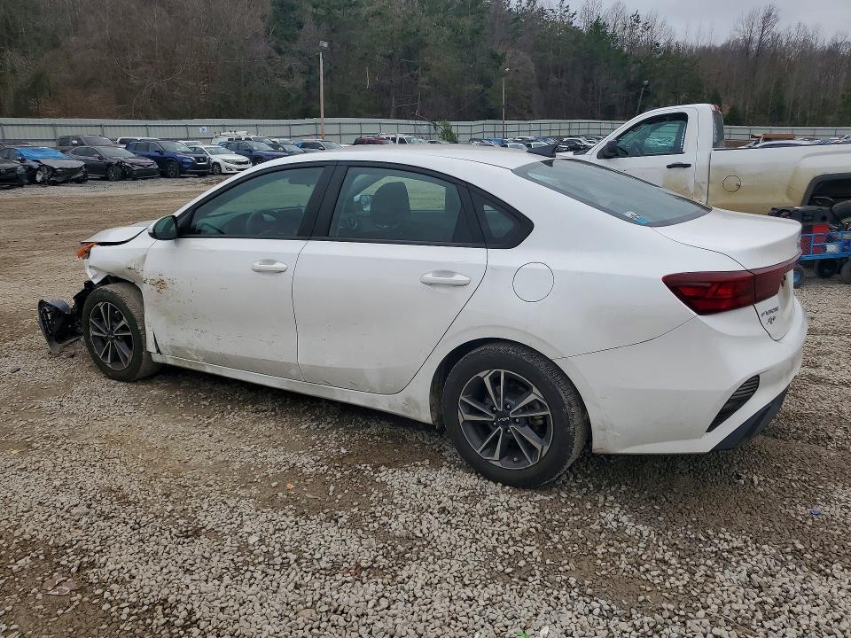 Photo 2 from auction – 2022 KIA FORTE with VIN 3KPF24AD8NE425719