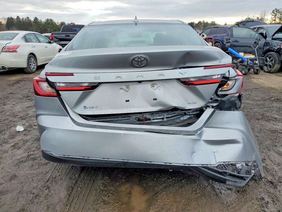 Photo 6 from auction – 2025 TOYOTA CAMRY with VIN 4T1DAACK1SU199889