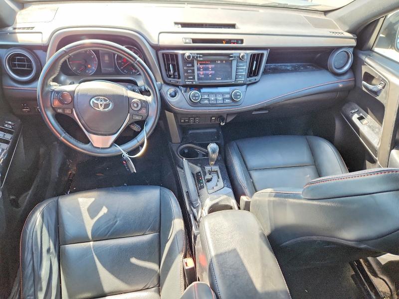 Photo 8 from auction – 2017 TOYOTA RAV4 with VIN 2T3NFREV4HW354236