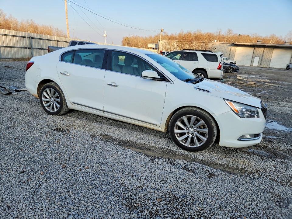 Photo 4 from auction – 2016 BUICK LACROSSE with VIN 1G4GB5G3XGF126438