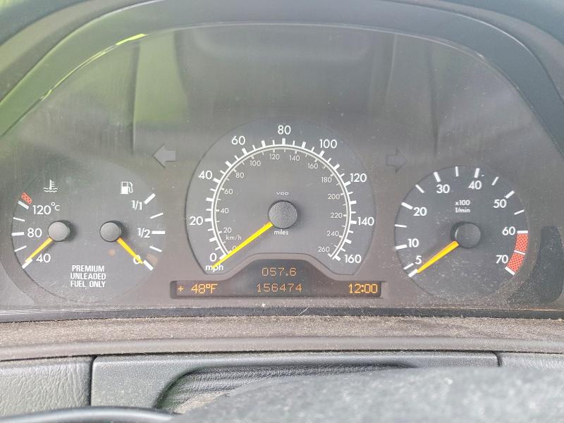 Photo 9 from auction – 1998 MERCEDES-BENZ E with VIN WDBJF82F9WX012567
