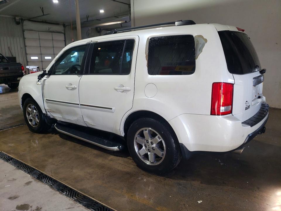 صورة رقم 2 من المزاد - 2011 HONDA PILOT TOUR مع VIN 5FNYF4H90BB104150