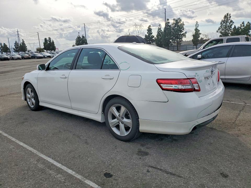 Photo 2 from auction – 2011 TOYOTA CAMRY BASE with VIN 4T1BF3EK0BU723003