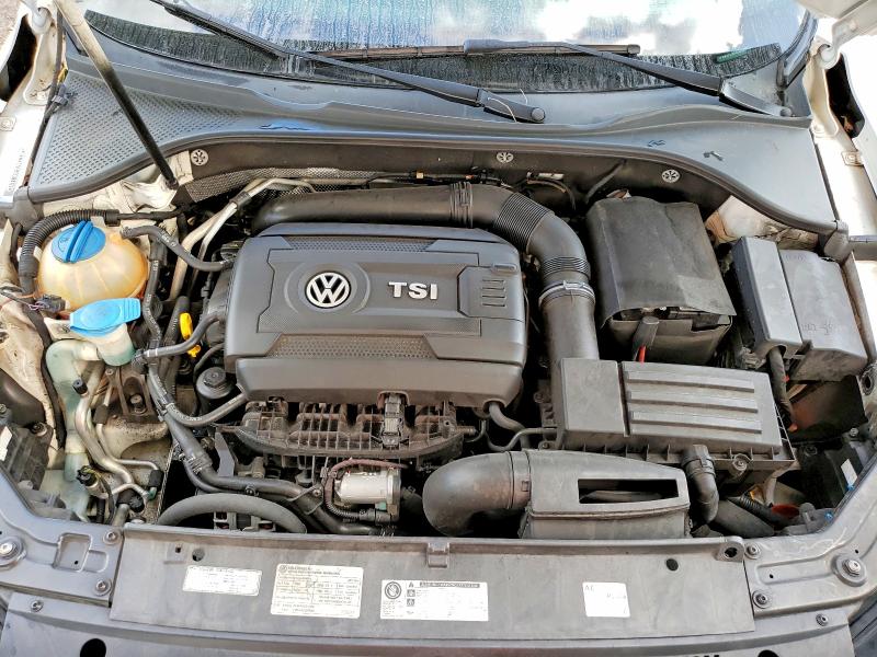 Photo 11 from auction – 2014 VOLKSWAGEN PASSAT S with VIN 1VWAT7A35EC088124