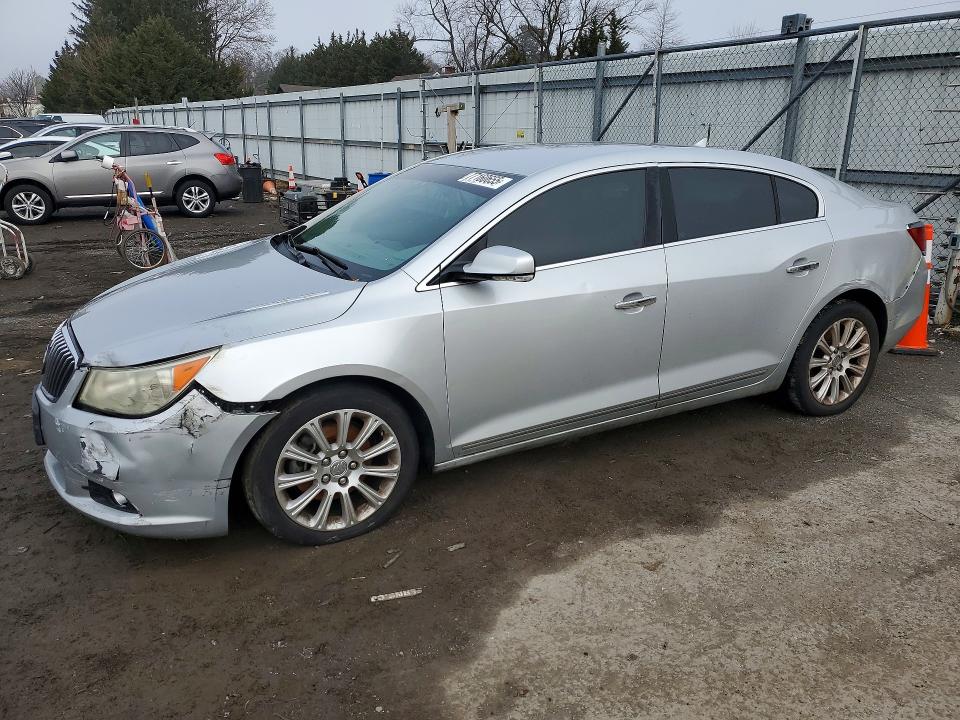 BUICK LACROSSE 2013 with VIN 1G4GC5E3XDF303064 - Photo from auction