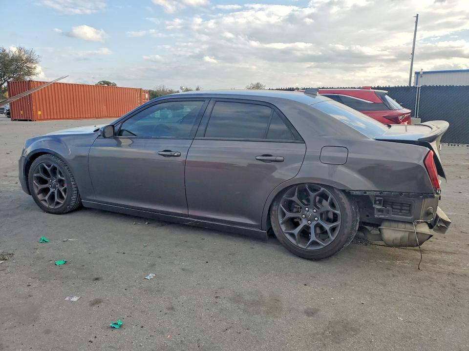 Photo 2 from auction – 2019 CHRYSLER 300 S with VIN 2C3CCABG9KH533469