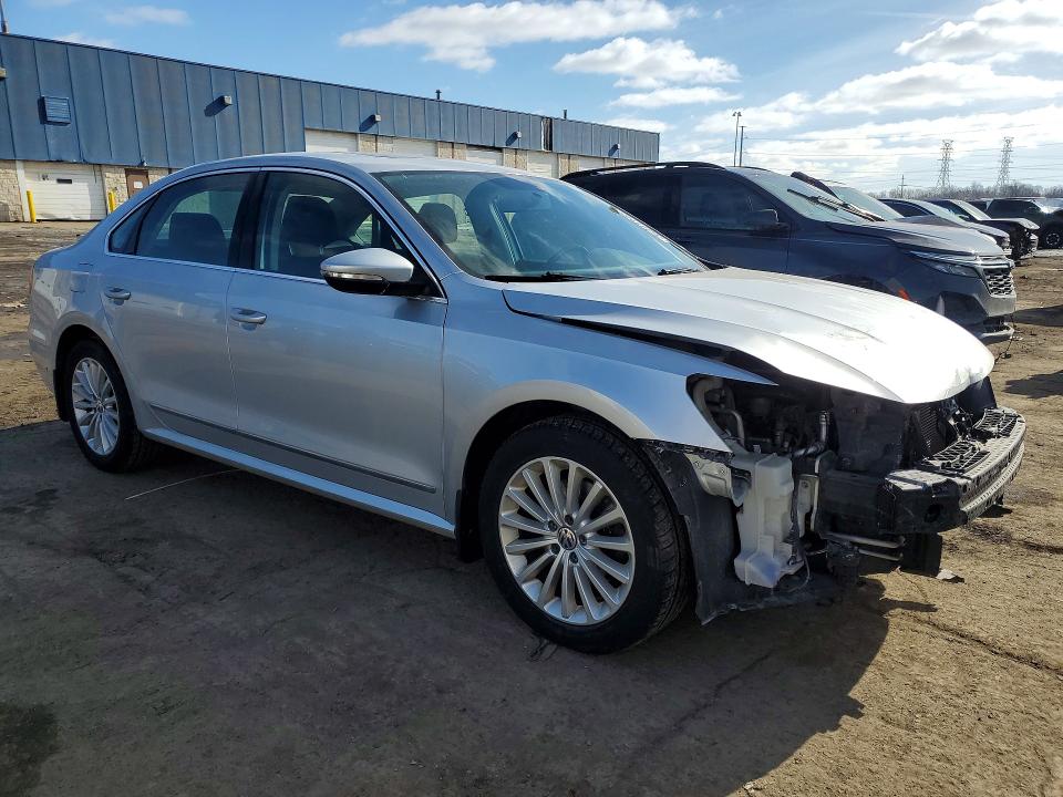 Photo 4 from auction – 2016 VOLKSWAGEN PASSAT with VIN 1VWBS7A3XGC063665
