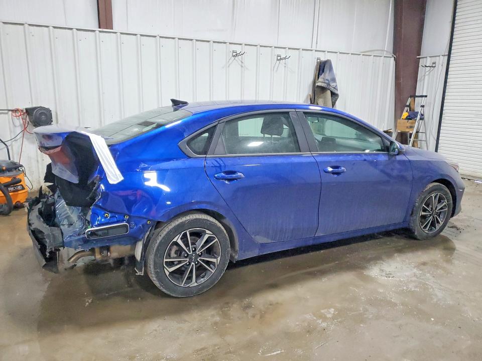 Photo 3 from auction – 2024 KIA FORTE with VIN 3KPF24AD7RE707632