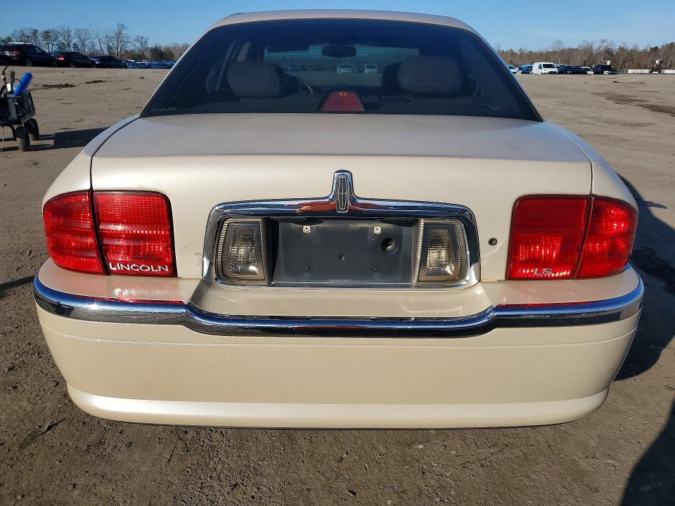 Photo 6 from auction – 2000 LINCOLN LS with VIN 1LNHM87A0YY771300