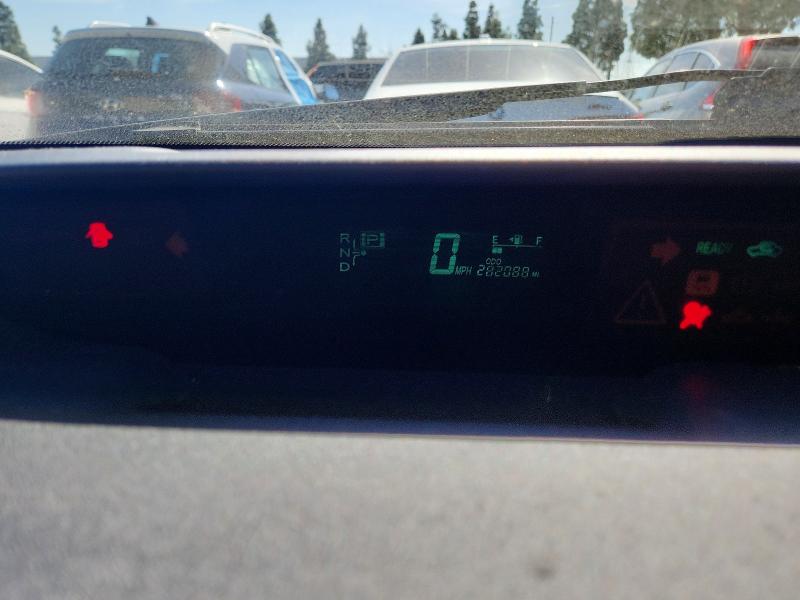 Photo 9 from auction – 2006 TOYOTA PRIUS with VIN JTDKB20U063132510