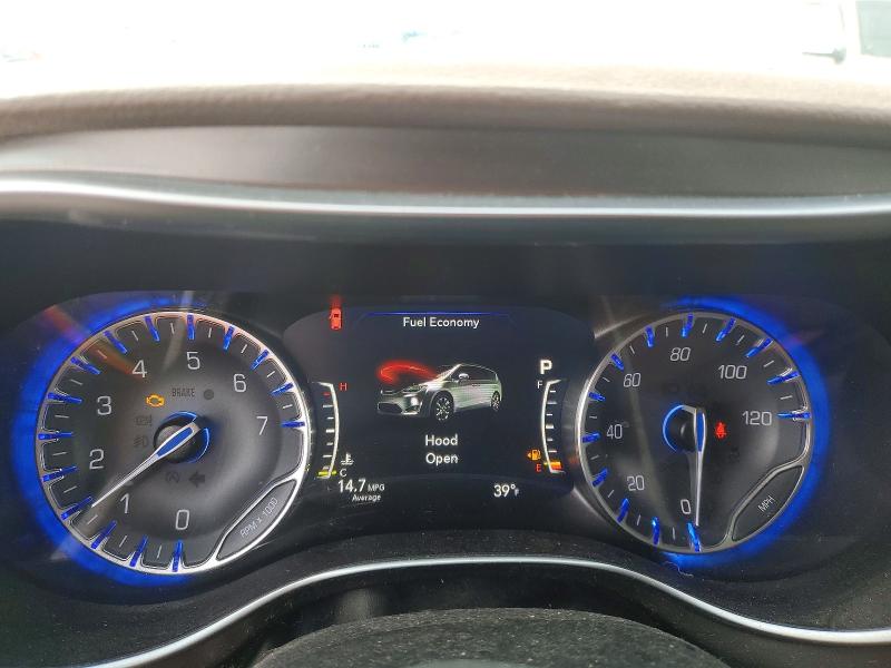 Photo 9 from auction – 2017 CHRYSLER PACIFICA L with VIN 2C4RC1GG2HR555783
