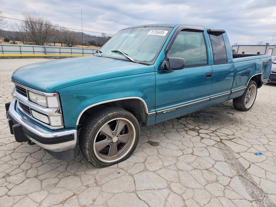 CHEVROLET GMT-400 C1 1996 with VIN 1GCEC19R4TE220866 - Photo from auction
