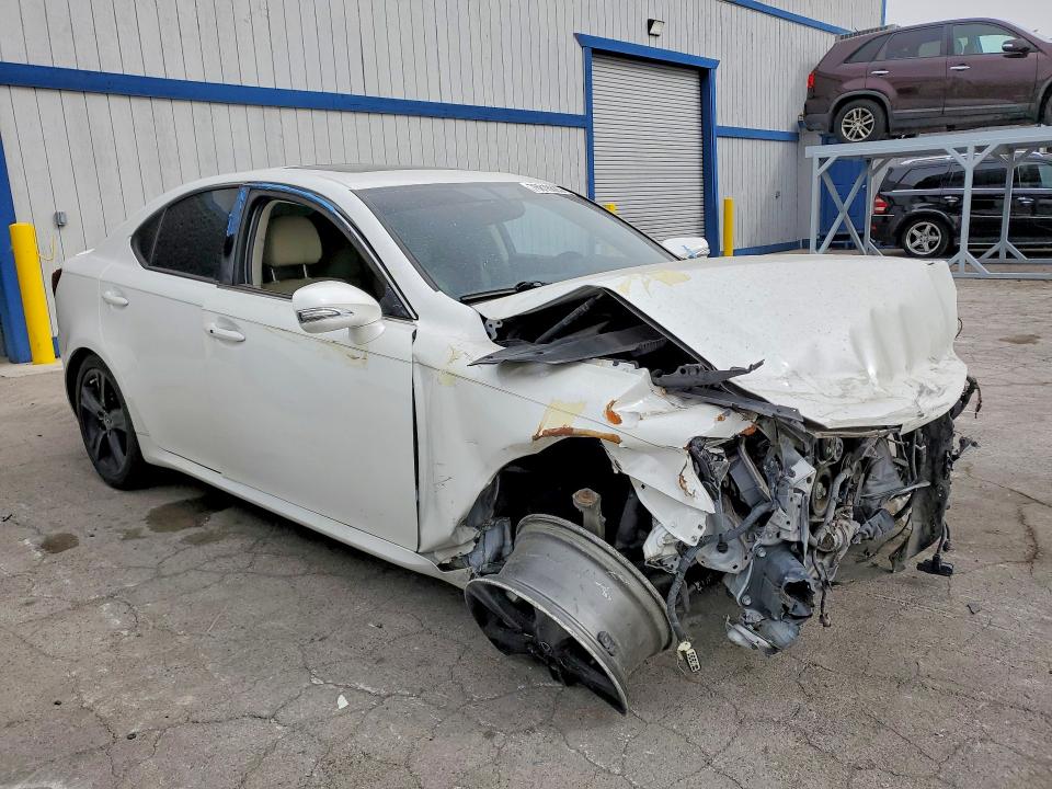 Photo 4 from auction – 2012 LEXUS IS 350 with VIN JTHBE5C29C5030771