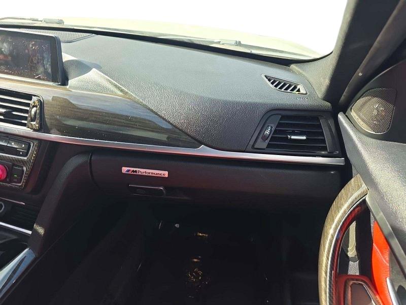 Photo 7 from auction – 2015 BMW 328 with VIN WBA3A5C5XFF607833