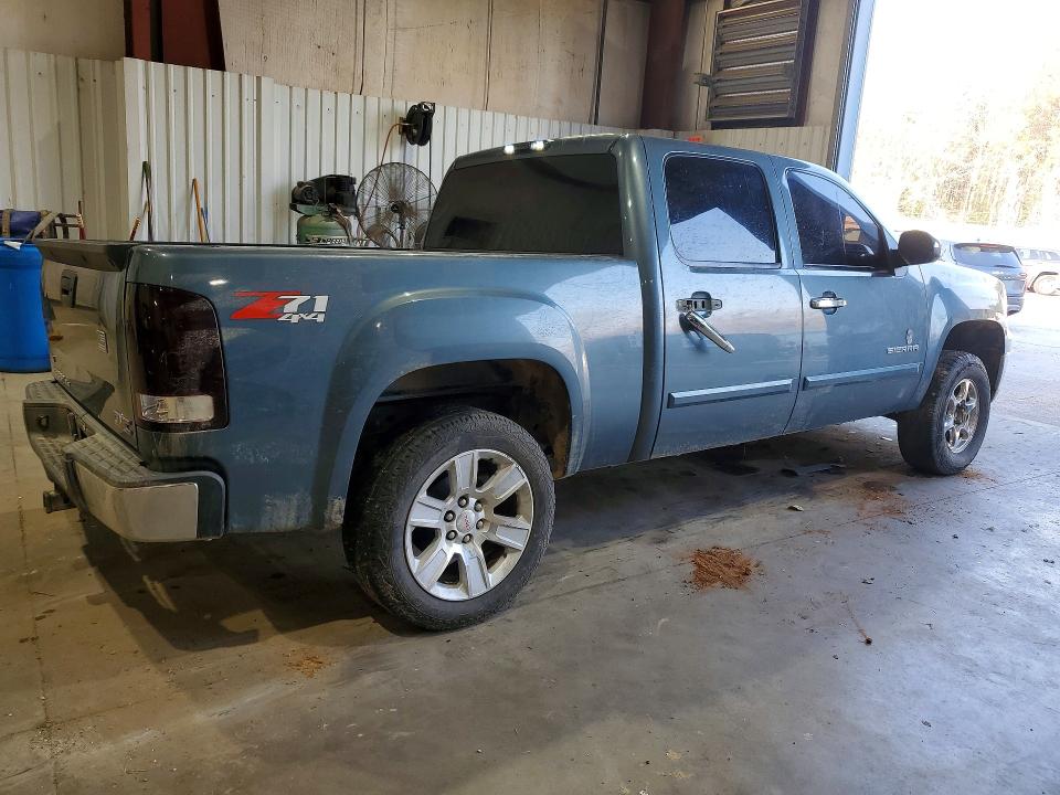 Photo 3 from auction – 2011 GMC SIERRA with VIN 3GTP2VE34BG106653