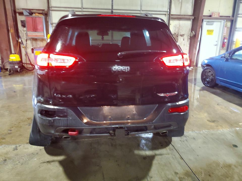 Photo 6 from auction – 2018 JEEP CHEROKEE with VIN 1C4PJMBX8JD619873