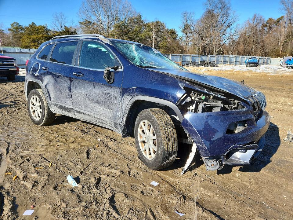 Photo 4 from auction – 2015 JEEP CHEROKEE with VIN 1C4PJMCB9FW534555
