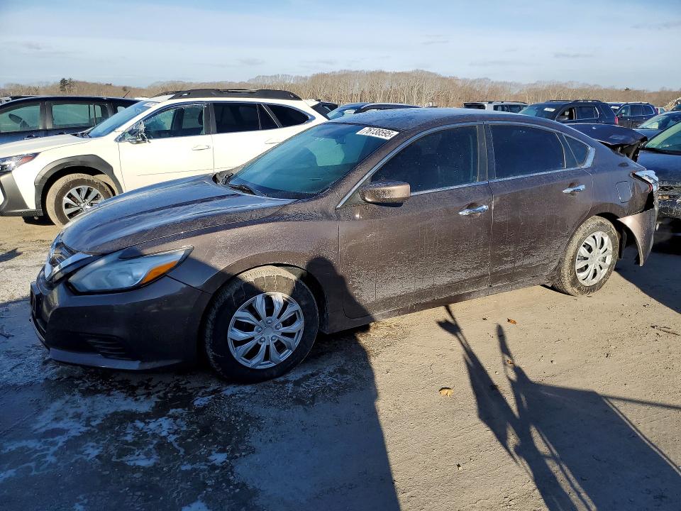 NISSAN ALTIMA 2.5 2016 with VIN 1N4AL3AP1GN305860 - Photo from auction
